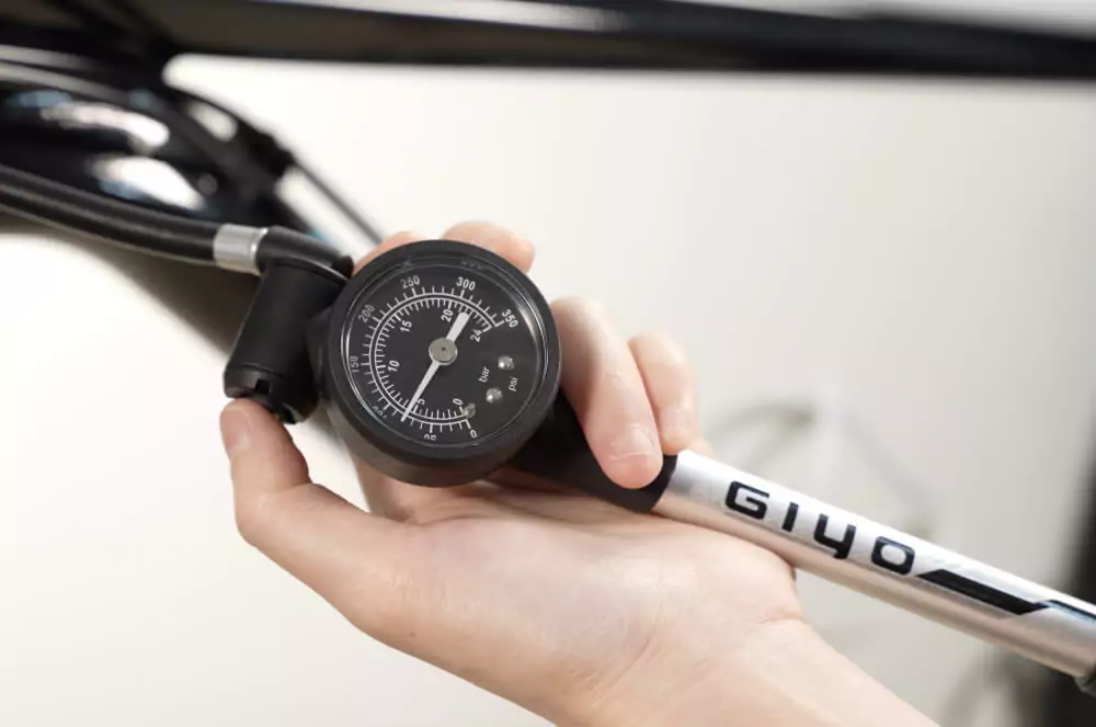 How to Set Up Your Mountain Bike Suspension Using a Shock Pump